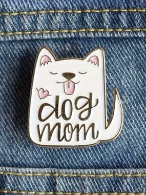 Dog Mom Enamel Pin White Gold Cute Puppy Pet Lover Gift NWT